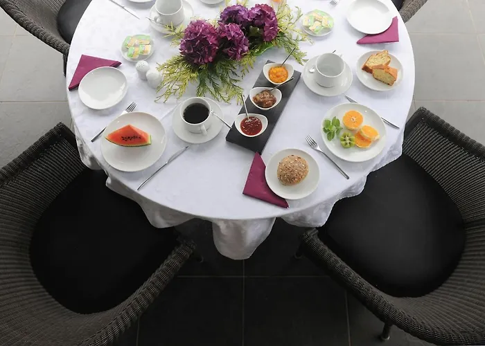 金塔大科瓦多米尔霍酒店