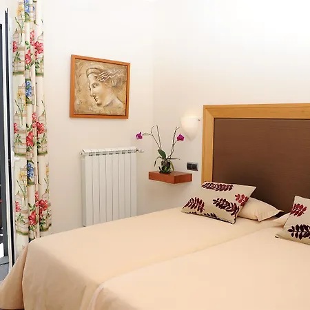 金塔大科瓦多米尔霍酒店 酒店