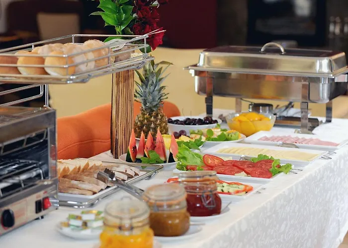 金塔大科瓦多米尔霍酒店