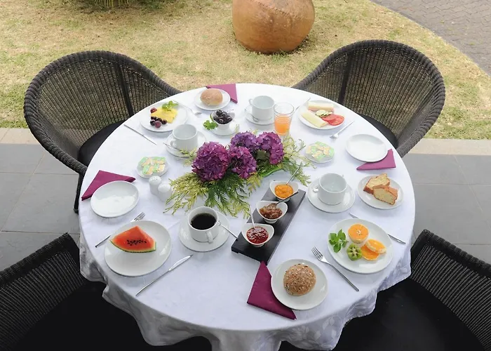 金塔大科瓦多米尔霍酒店